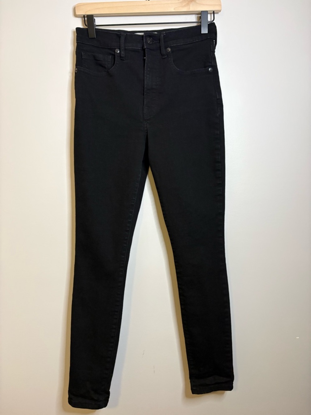 Women’s Everlane The High Rise Skinny Jean in black size 28 regular